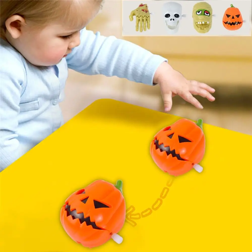 Juguete de relojería de calabaza para Halloween, juguete de cuerda de mano rota, realista, de felpa, para caminar