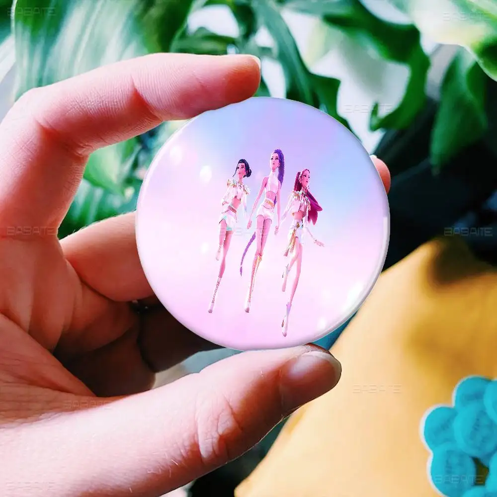 Kpop D-demon Hunters الإبداعية دبابيس مضحك جولة المفاجئة في بروش شارة ظهره قبعة اكسسوارات مجوهرات هدايا لصديق