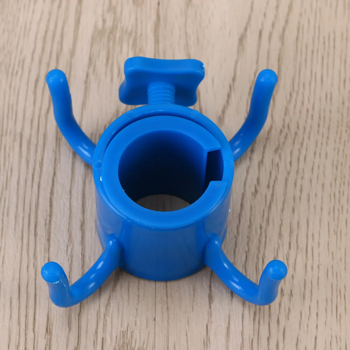 4-Prong Beach Umbrella Hanging Hook Heavy Duty Polypropylene Towel Camera Sunglasses Bag Organizer for Beach Camping Patio Water