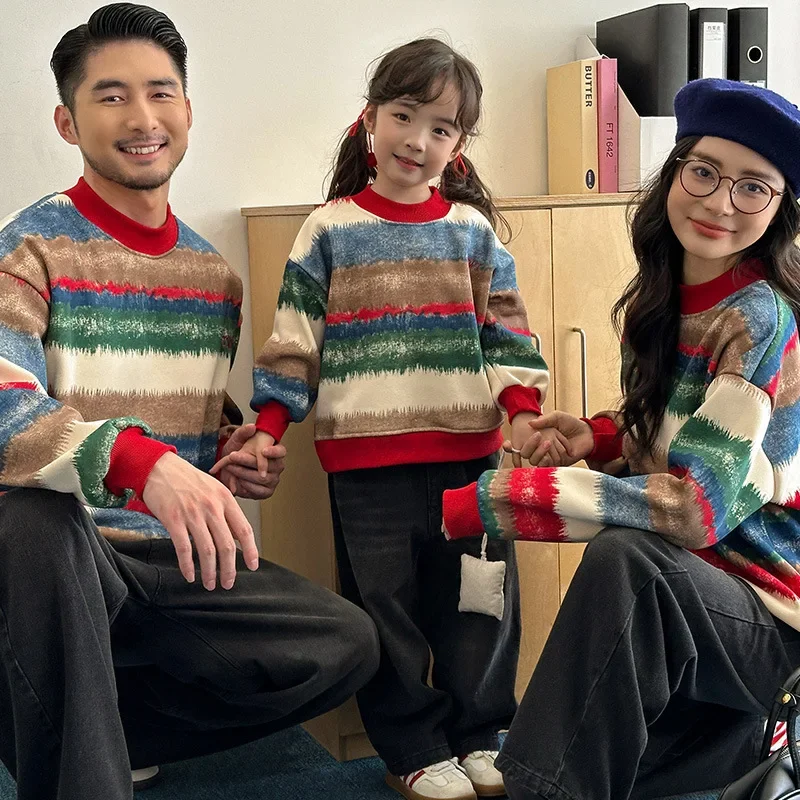 Family Look Korean Children's Clothing Fleece Thickened 2024 New Parent-child Sweater Family Clothing Matching Family Outfits