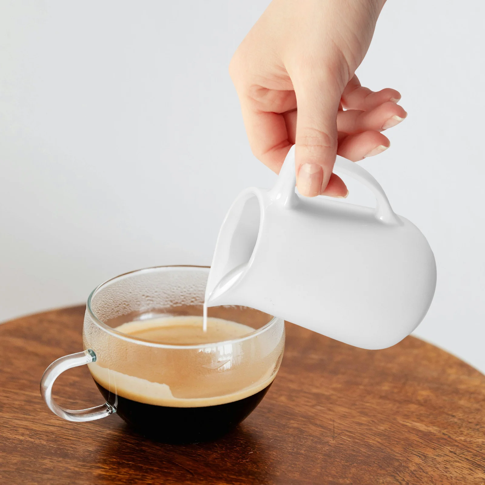

Elegant Ceramic Milk Pitcher for Coffee Syrup Butter Dipping Sauce Holder Small Gravy Milk Pitcher Ceramic Creamer with Handle