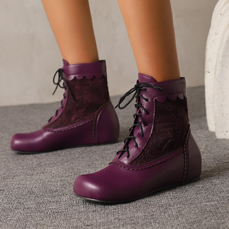 Plus Size Hollow Lace Flower Splicing PU Flat Bottom Height Increasing Short Boots With Lace Up And Wave Edges New Ankle Boots
