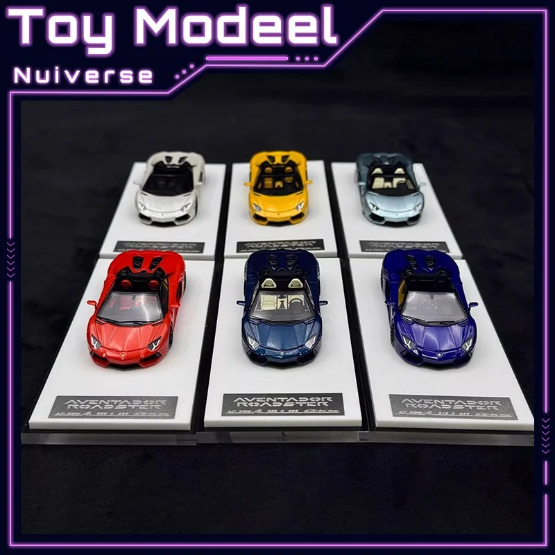 

CARSLounge 1:64 Lamborghini Aventador LP700 R Roadster Resin Simulation Collectible Car Model Toy Vehicle Display Perfect Gift