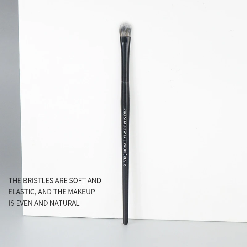Pinceau de maquillage noir pour fard à barrage, brosse pour fard à barrage, plat, légèrement conique, mélange cosmétique, SEP #13