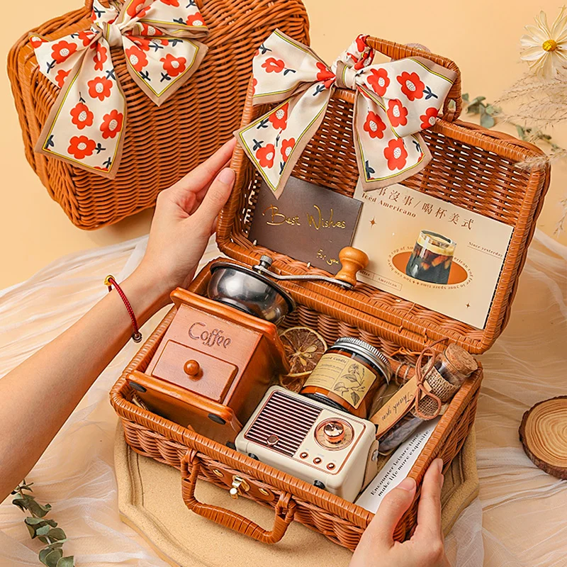 

Hand-grinded coffee machine, aromatherapy gift box, birthday gift for girls, practical high-end souvenir for girlfriends