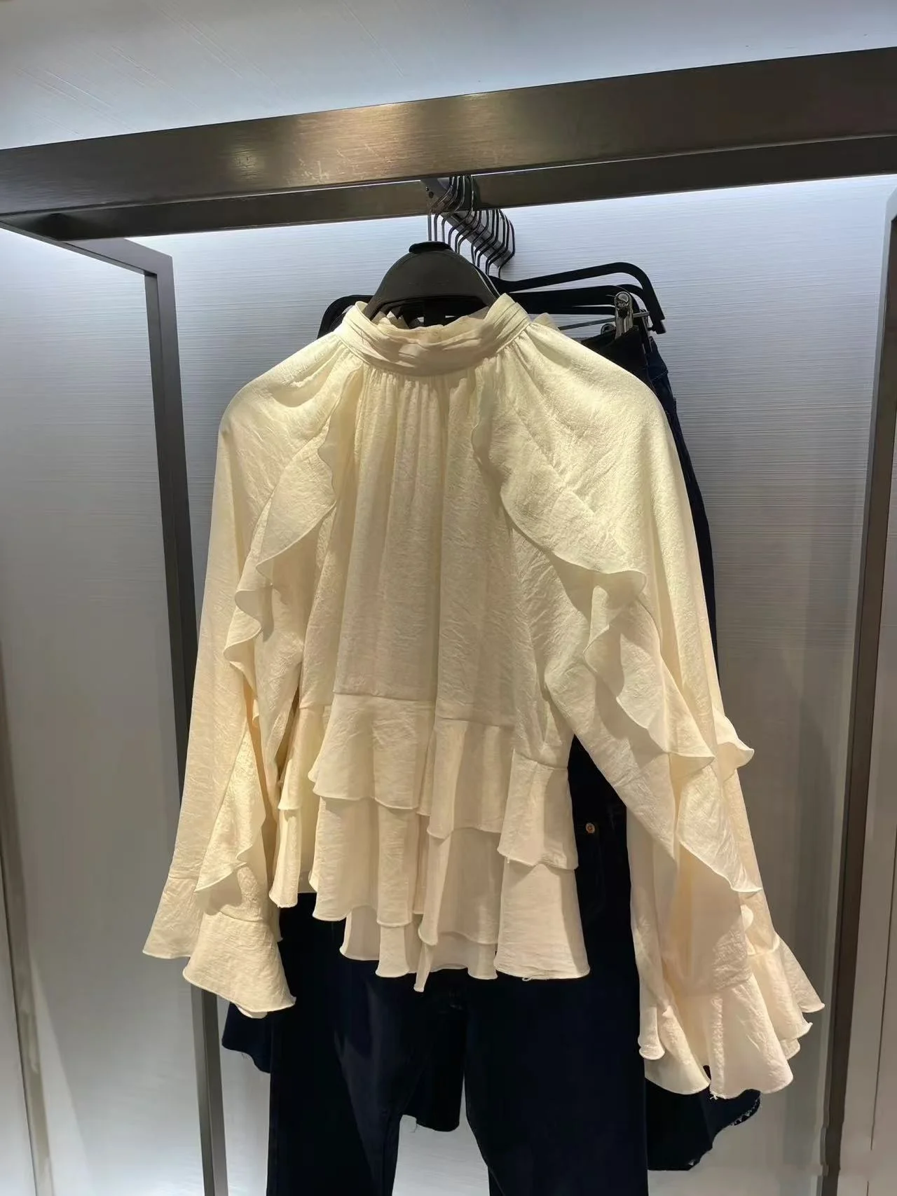 

Spring Summer 2025 Women's Sweet Ruffle Trim Stand Collar Loose Layered Decorative irt Polyester Fiber Long Sve Basic Sle