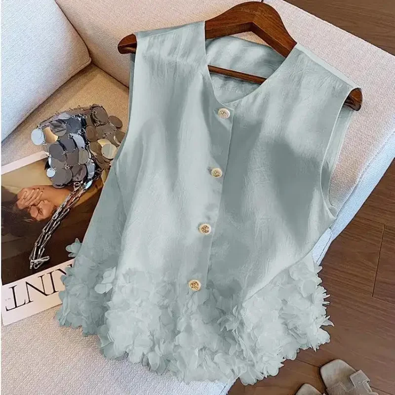 

Satin Sleeveless Top for Women with a Fashionable and Stylish Design, with a Three-dimensional Petal Vest and All Match Hem