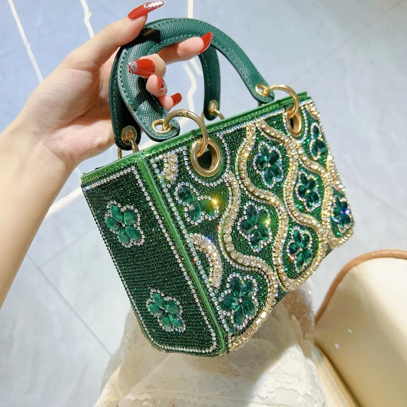 حقائب يد جديدة فاخرة ريترو اجتماعية مرصعة بالألماس بكتف واحد حقيبة عشاء كروس عالية الجودة للنساء حقيبة حفلات الزفاف