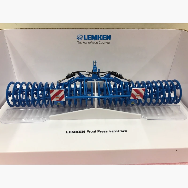 

UH Diecast 1/32 Scale Reclamation Machine Tractor Trailer Alloy Engineering Model Finished Simulation Collection Gift