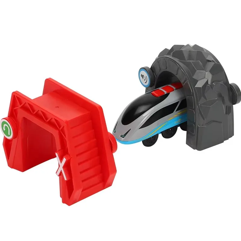 Elektrischer Zug für Kinder, Spielzeugauto, Höhlenset, kabelloser Induktions-Klingszug, der die Höhle überquert, geeignet für die meisten Holzschienen B434