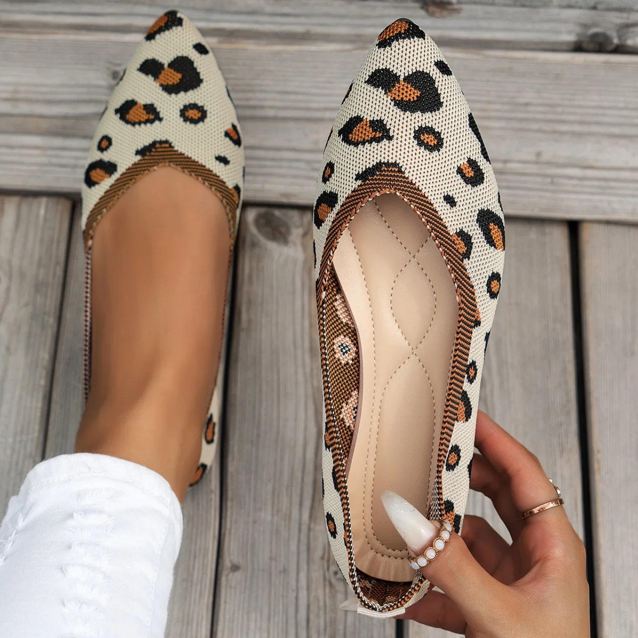 

Fashion Elegant Knitted Ballet Flats Woman Point Toe Mesh Moccasins Ladies Big Size Leopard Loafers Soft Driving Shoes