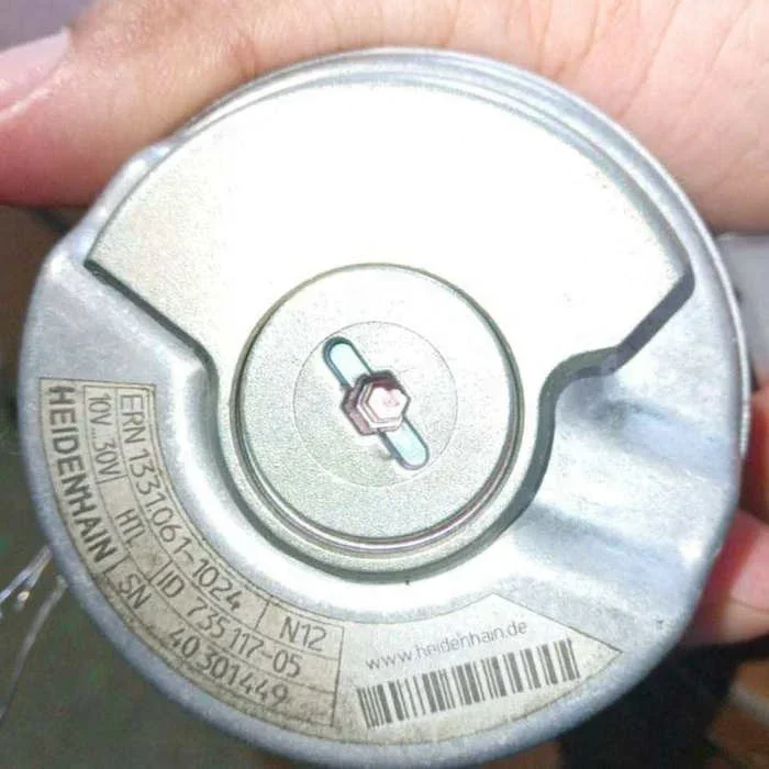 

Совершенно новый кодировщик ERN 1331.061-1024 ID 735 117-05 735117 -05 Идентификатор обновлений 1169566 -05
