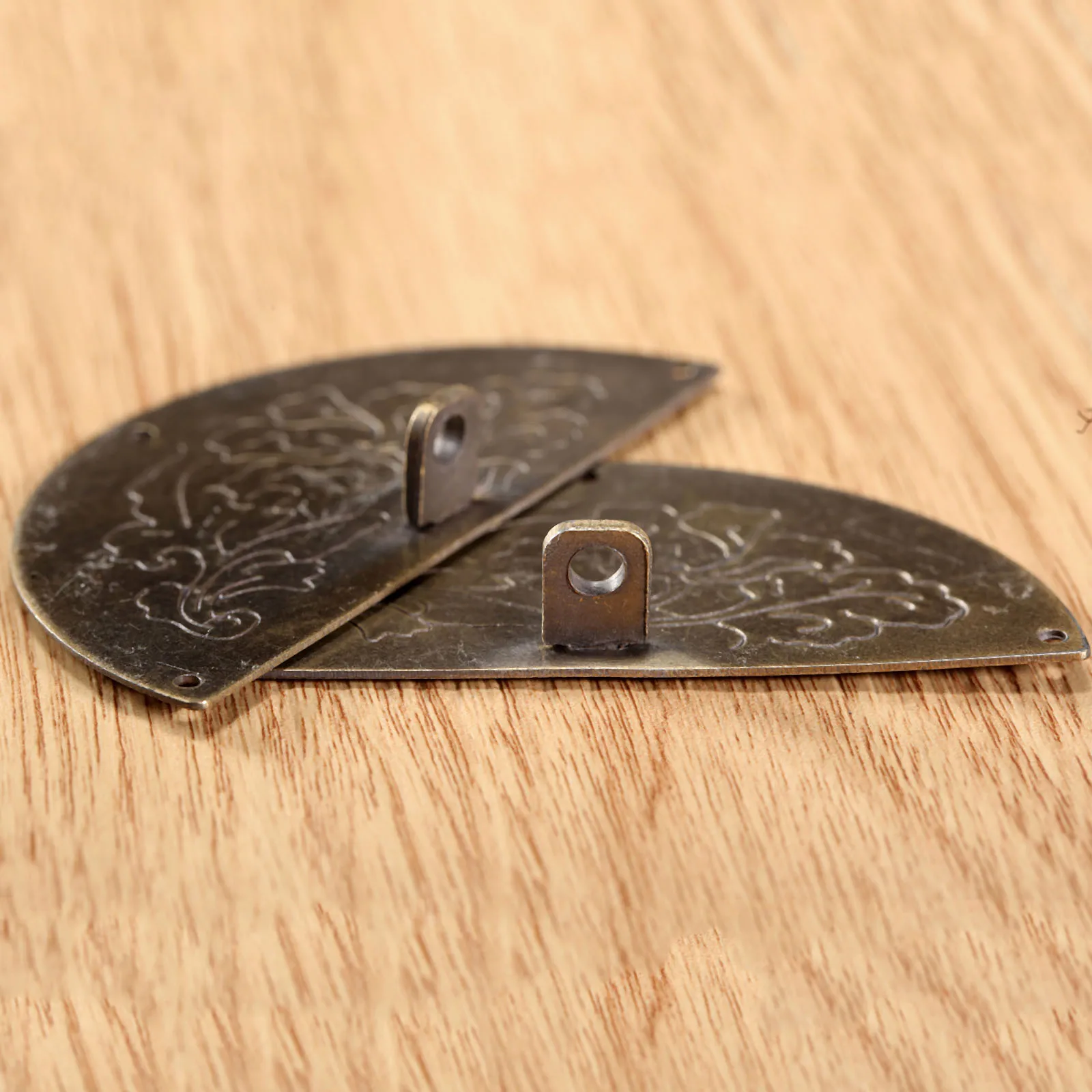 

1 sets Retro Hardware Chinese Old Lock + 1Pc Vintage Wooden Box Furniture Cabinet Pull Handle Furniture