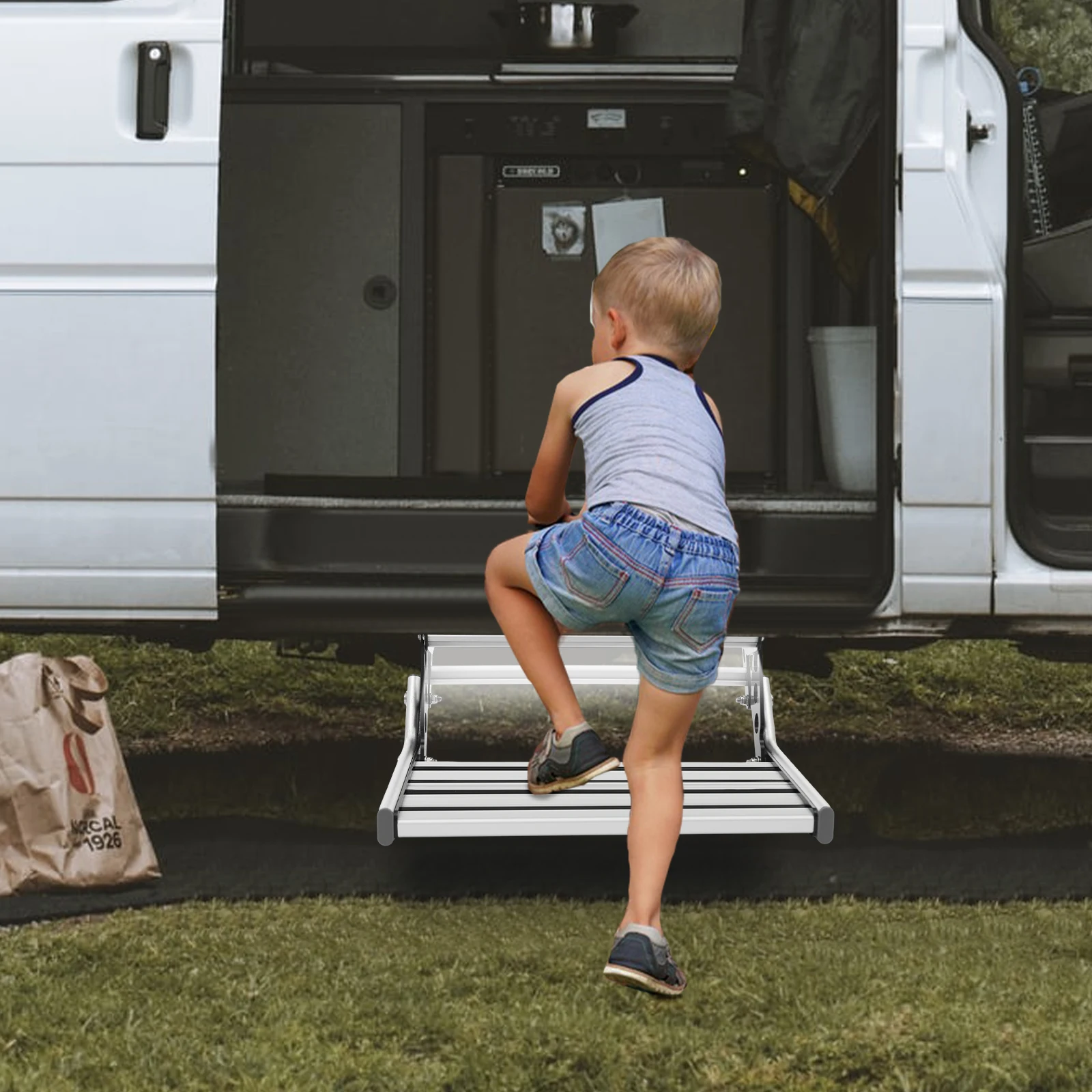 

150KG LED Light Aluminum Alloy Folding Camper Manual RV Step，Anti-Slip Entry Step For Motorhome Caravans，Easy to Install