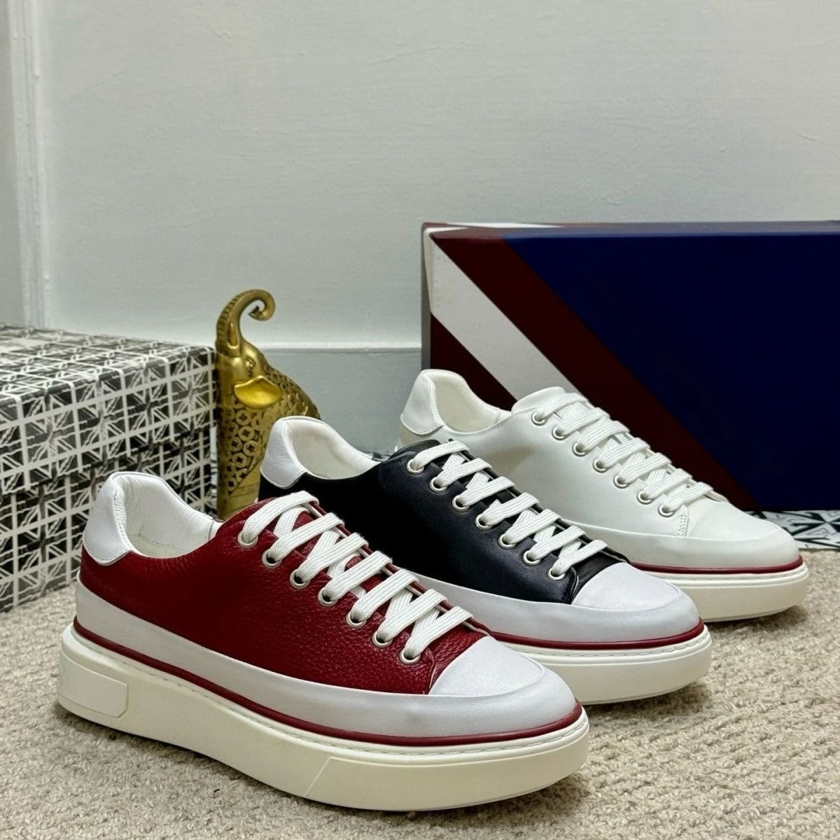 

2025 New Summer Men's Genuine Leather Breathable Lazy-Casual Board Shoes Business Trendy Versatile Sports Hit Shoes