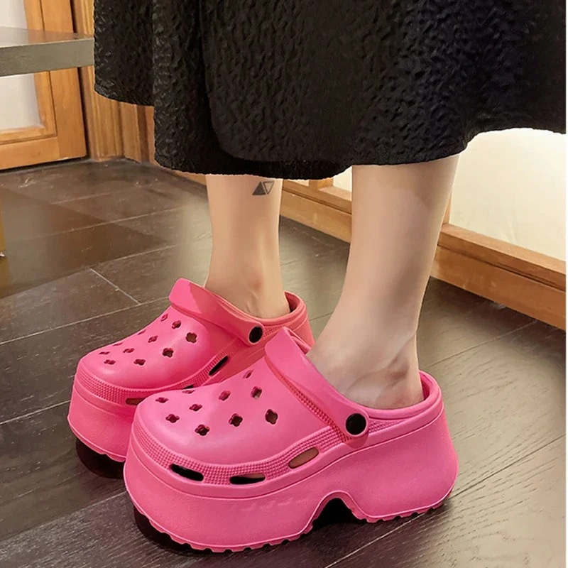 9Cm Dikke Zool Slippers 2024 Zomer Dames Gat Schoenen Outdoor Wear Hoge Hakken Sandalen Modieuze Effen Kleuren Eva Tuinschoenen