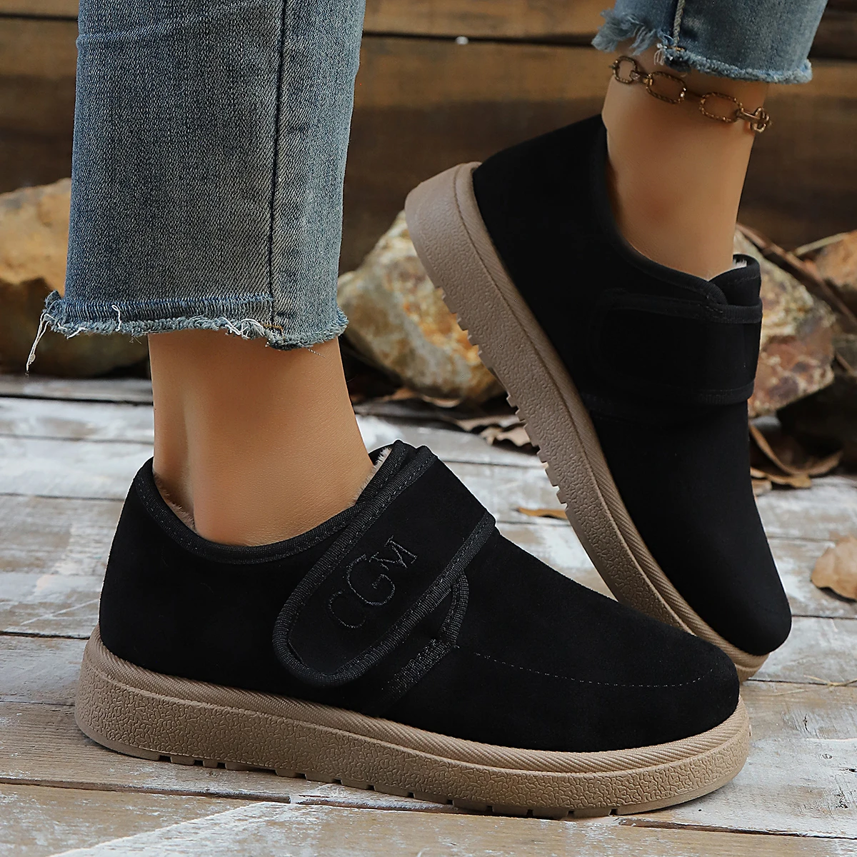 2025 Women Winter Outdoor Snow Boots Plush Non-slip Thick Sole Warm Platform Boots Comfortable Retro Designer Shoes for Women