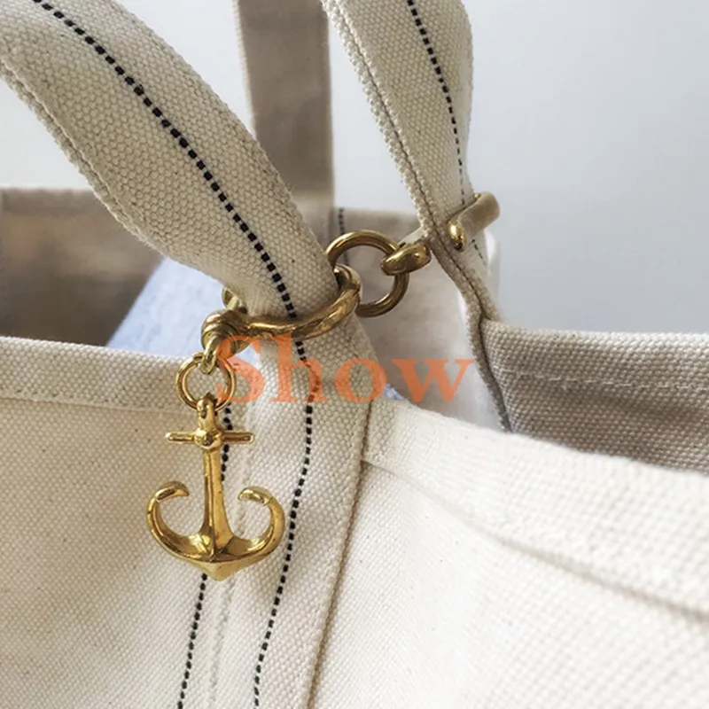 Solid Brass Anchor Buckle Pendant For Key Chain Rings Wallet Bag Belt Paracord Bracelet Necklace Leather Craft Belt Accessories