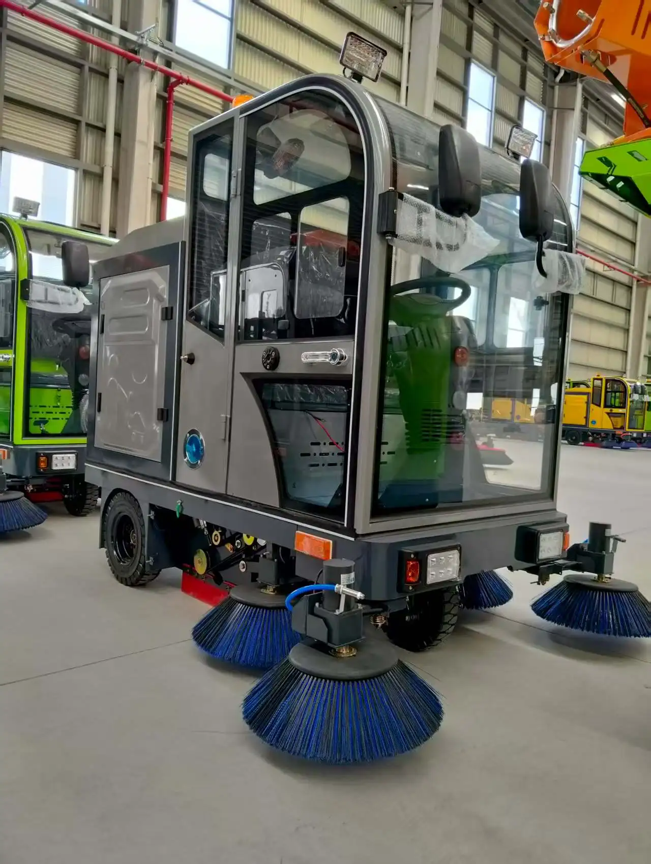

Electric garden yard leaf and heavy-duty sweeper with battery for cleaning and sales in parks, shopping malls, factories, etc