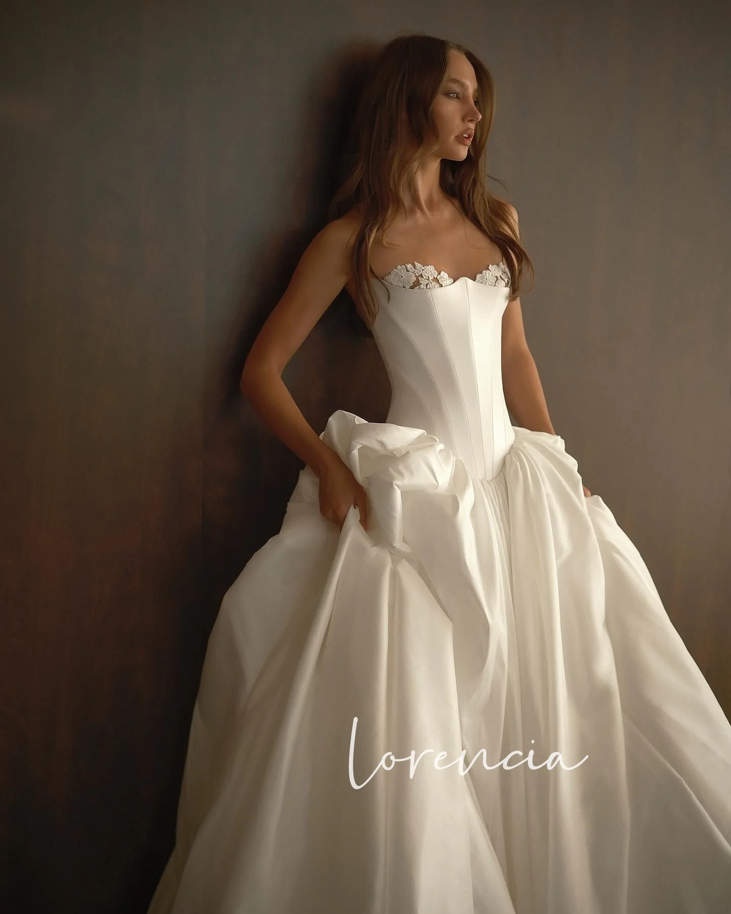 Lorencia Modern Satin Wedding Dresses Strapless Basque A-Line Bridal Gowns with Long Train Customized Minimalist Bride Dresses