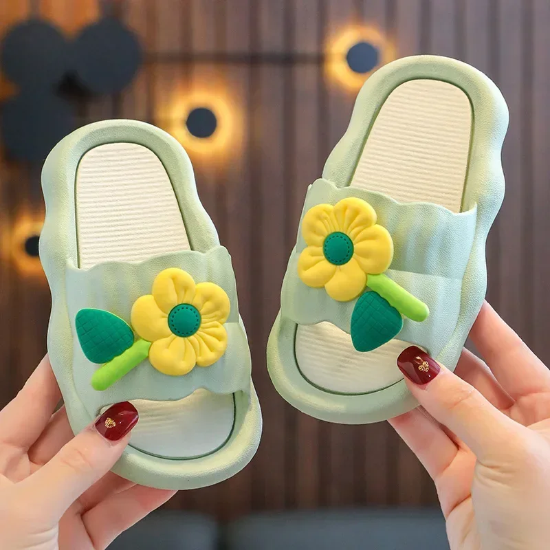 

Pantuflas Kid Slippers 2023 Summer New Cartoon Girl Slippers Soft Sole Home Shoes Anti Slip Sandals Flower Kid Shoes Flip Flops