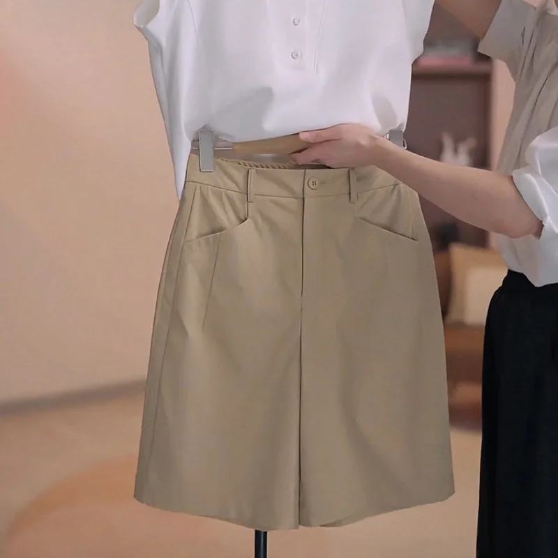 شورت بدلة بخمس نقاط للنساء صيفي رقيق وبسيط ومتعدد الاستخدامات بلون كاكي لباس خارجي على شكل حرف A سراويل غير رسمية #1