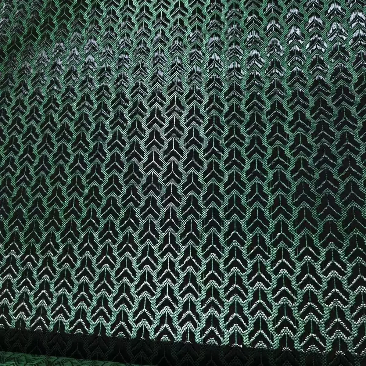 3k 240gsm real Mixed carbon fiber, triangular pattern 1m/40