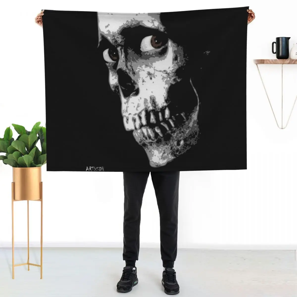 Evil Dead II Skull Throw Blanket couch cozy soft plush fuzzy picnic outdoor blanket