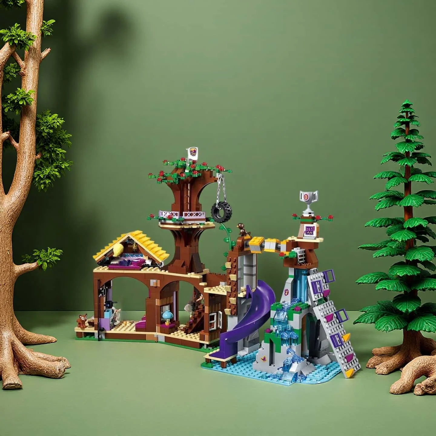 

New MOC 872pcs Summer Vacation Villa Adventure Camp Building Kit Model DIY Toy Bricks Gift for Boys and Girls