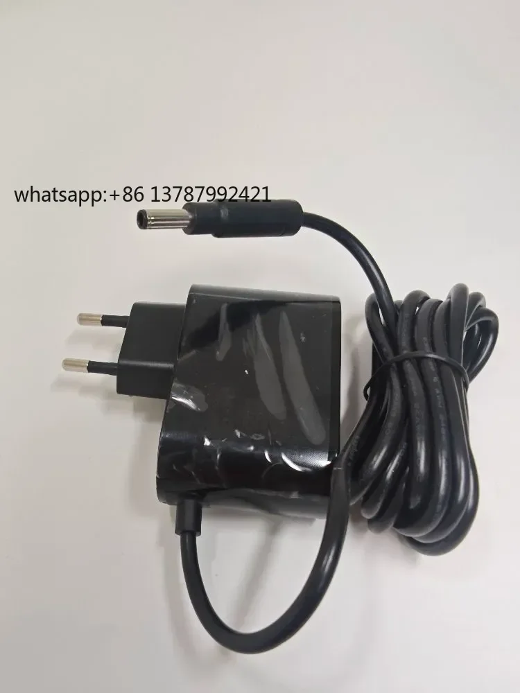 MC2805A-V Charger for  vacuum cleaner 25-29 V, 500 mA, black head