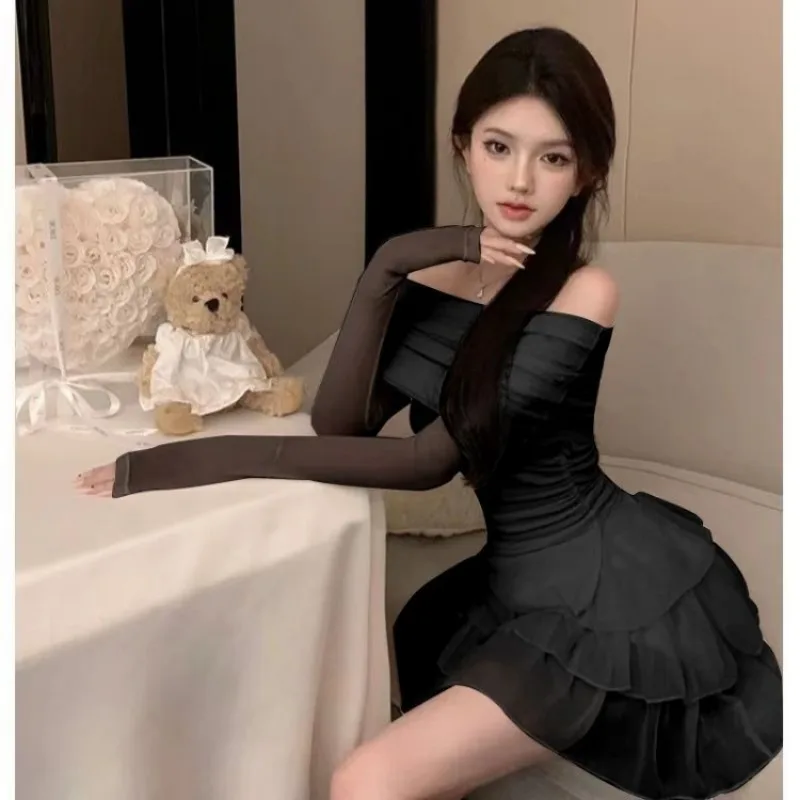 Sweet Sexy Off Shoulder Slim Fit Long Sleeve Tops Women+ Y2k High Waist Ruched Cake Skirts 20234 Summer New Two Piece Sets