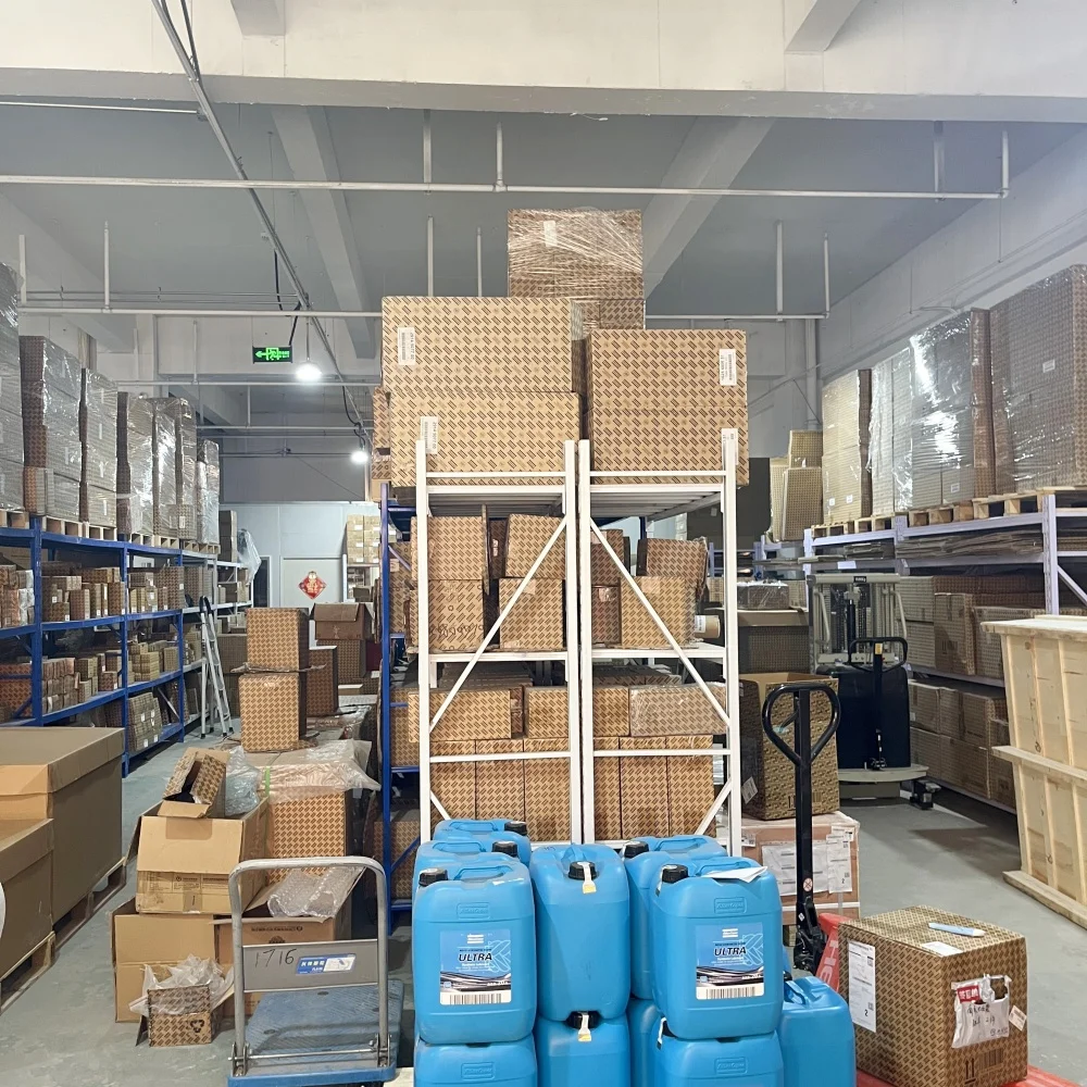 سعر قطع غيار ضواغط الهواء الأصلية قطع غيار صمام السحب الاحتياطي لضاغط الهواء الصناعي فلتر زيت أطلس كوبكو #2