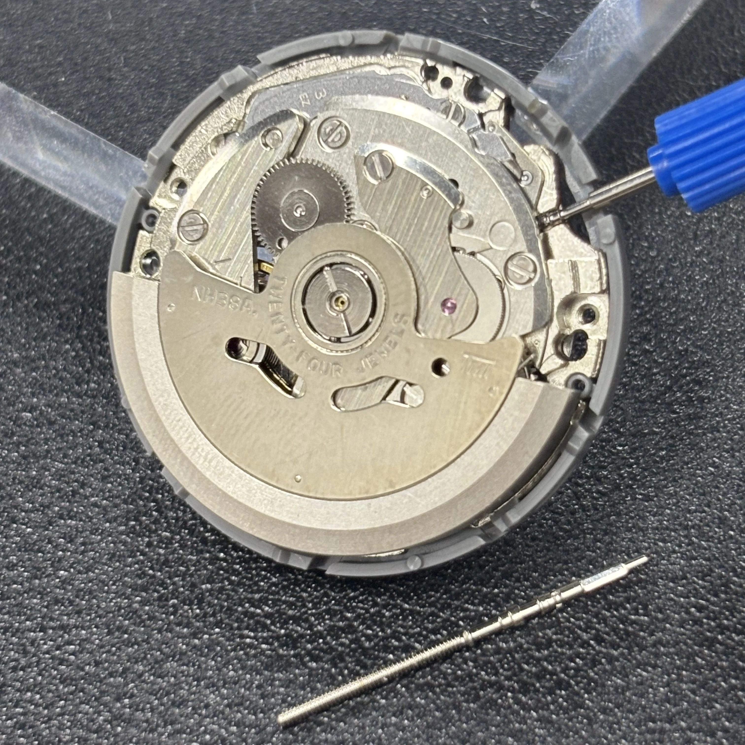 اليابان حقيقية NH38A الحركة الميكانيكية وزارة الدفاع ساعة أوتوماتيكية عالية الدقة NH38 أعلى إصلاح أجزاء حركة NH38 #6