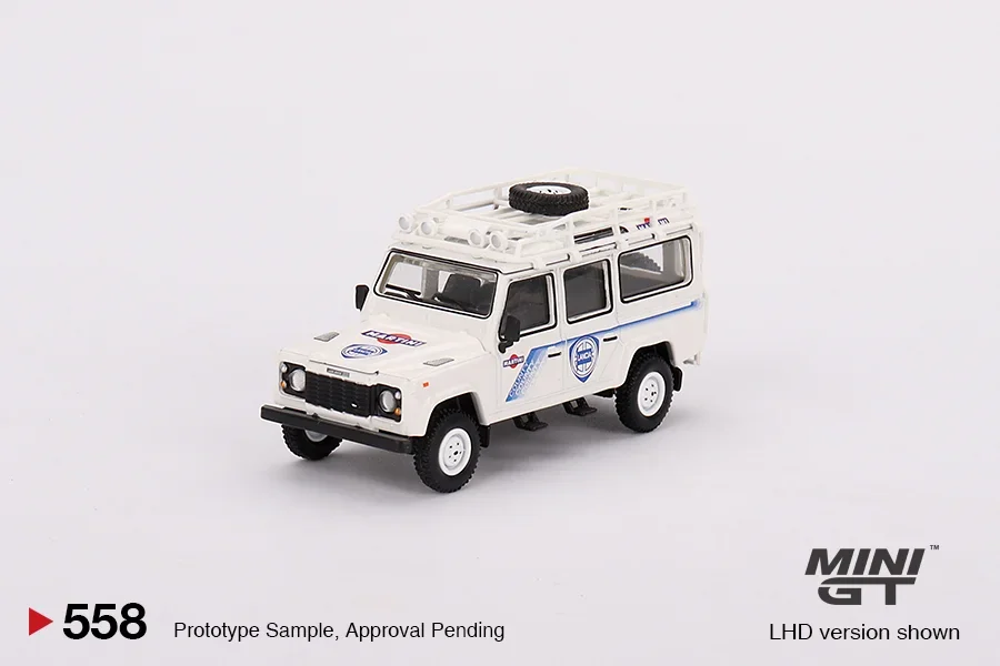 MINIGT Land Rover Defender Safari Rally Martini T64G-020-TREK 110 Mobile Brigade Corps Diecast Diorama Car Model