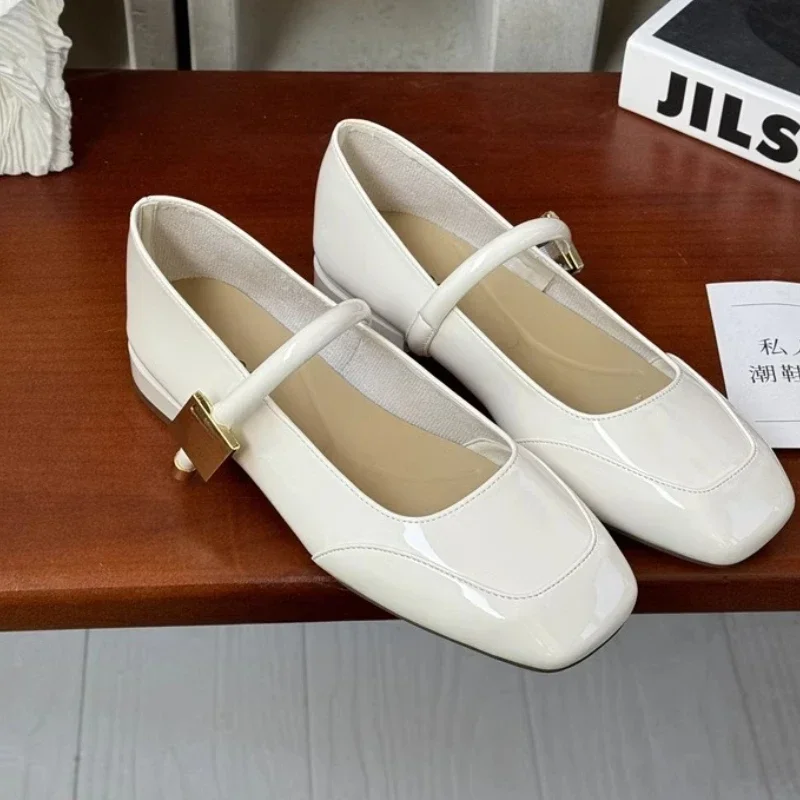 

Fashion Mary Jane Shoes for Women New Patent Leather Red Ballet Shoes Comfortable Soft Sole Mules Shoes Women Zapatos Mujer