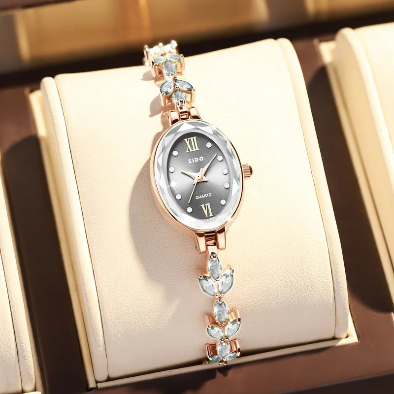 

UTHAI Women Watches Light Luxury Diamond Inlaid For Clover Watch Waterproof Oval Ladies Fashion Quartz Bracelet Wristwatches