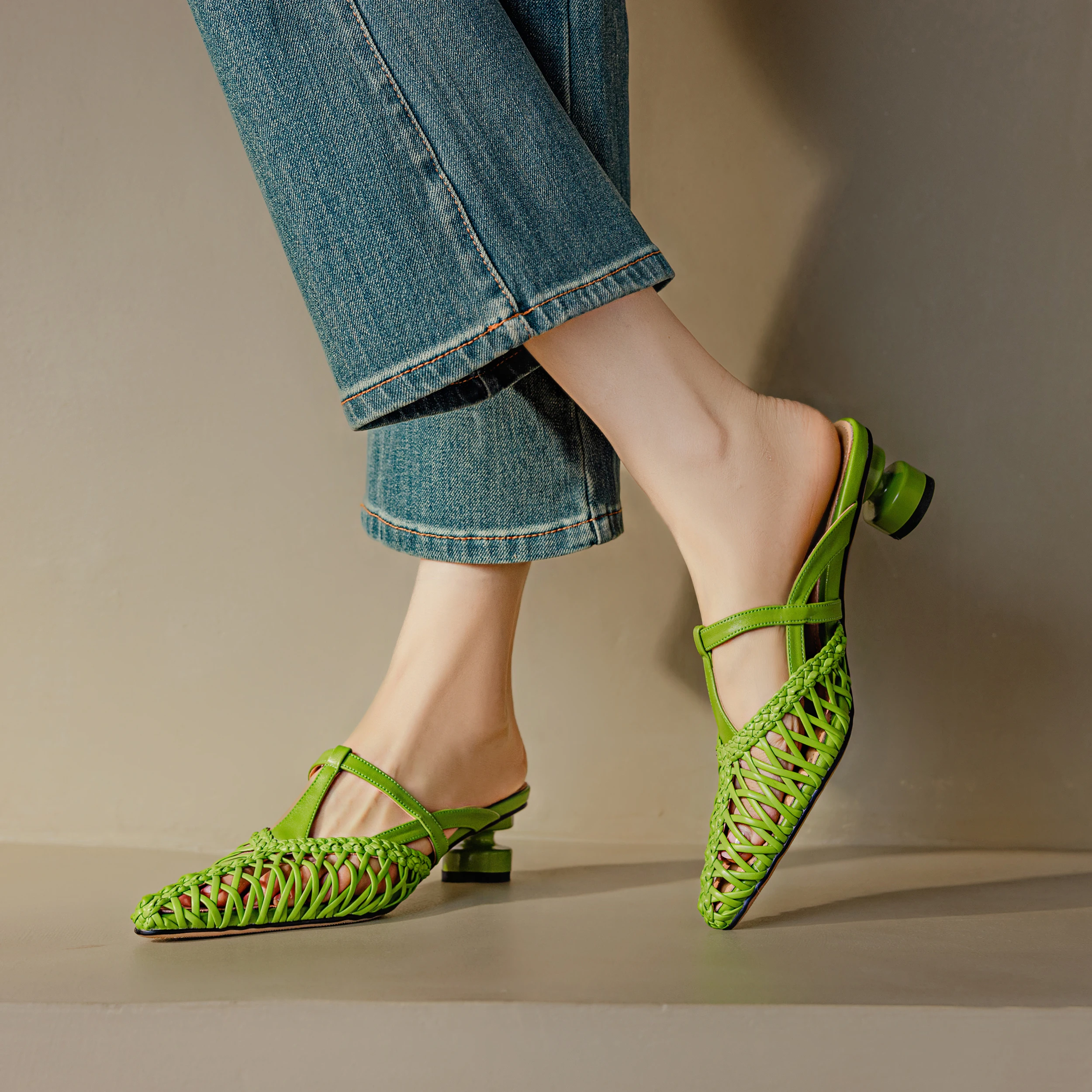 

Genuine Leather Women Sandals Stiletto High Heels Pointed Toe Weave Summer Women Mules Shoes Ladies Party Women Shoes