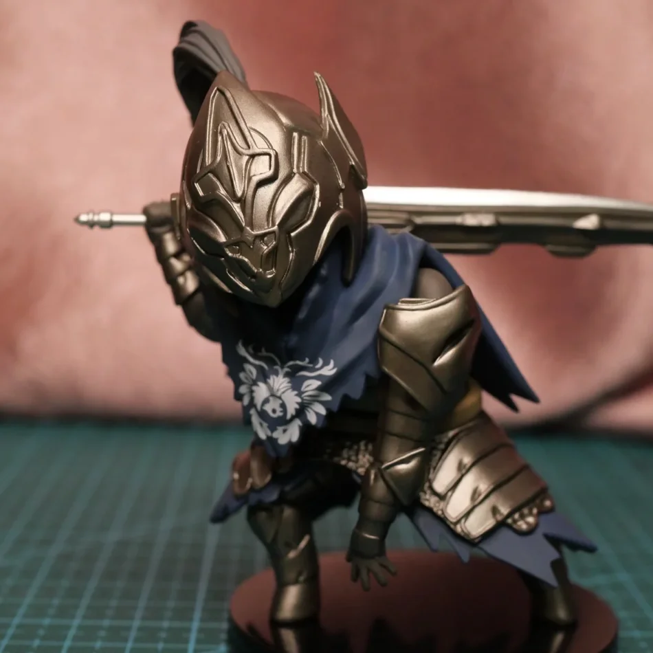 Dark Souls Anime Figure - Siegward the Fire Keeper Solaire Artorias Ornstein PVC Collection Model Doll Toy view 5