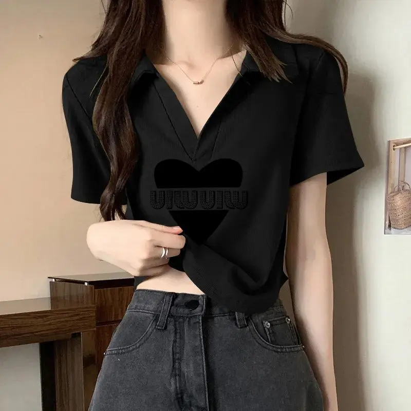 Spice girl camiseta de manga curta com decote em v feminina 2024 verão nova frente ombro lapela bainha curvada não-pilling camisa polo maré superior