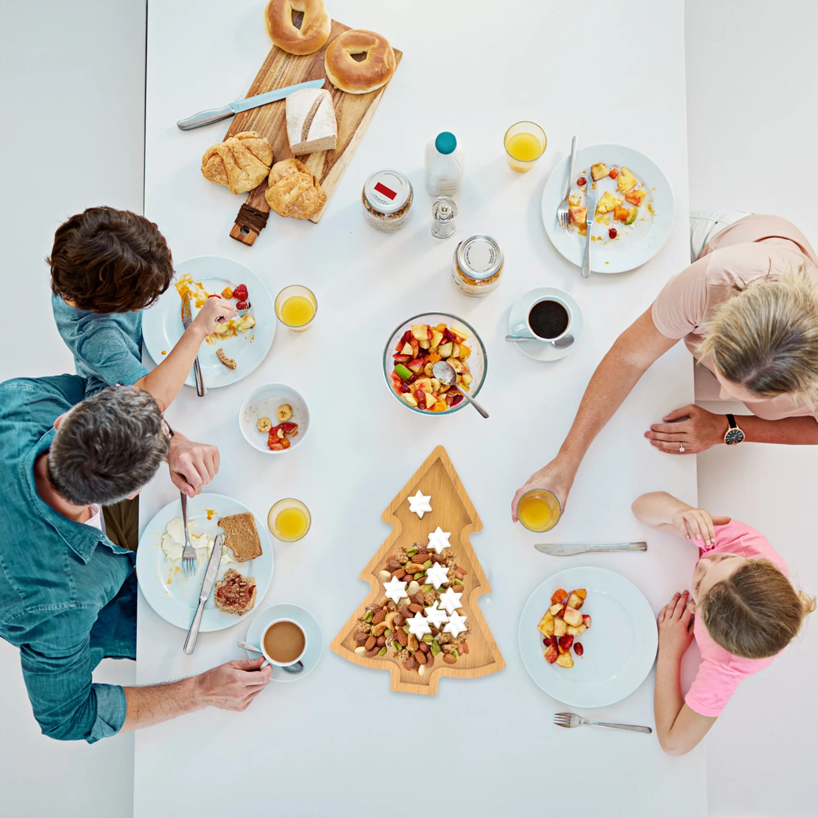 

Creative Christmas Tree Shaped Dish Wooden Sauce Dish Seasoning Plate Sushi Dipping Bowl Appetizer Plate for Holidays