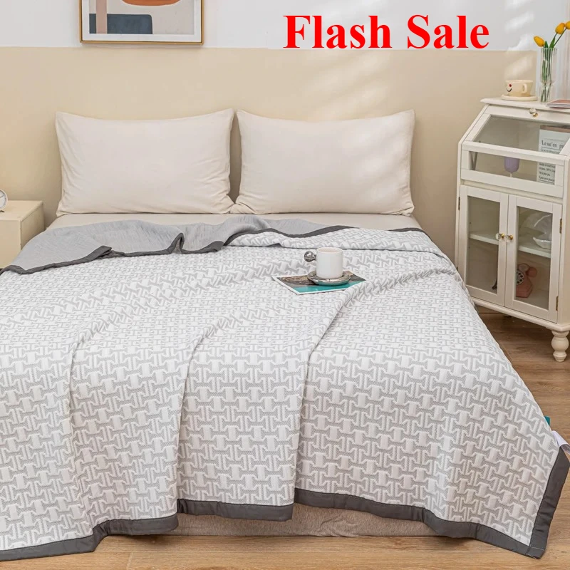 

Popular multi-functional three-layer knitted summer quilt blanket towel quilt washable air conditioner quilt summer blanket