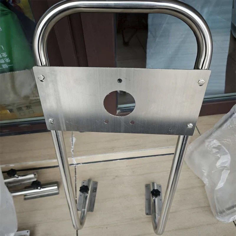 Telaio della console centrale regolabile per accessori per gommone in acciaio inossidabile per vendita diretta in fabbrica STLF