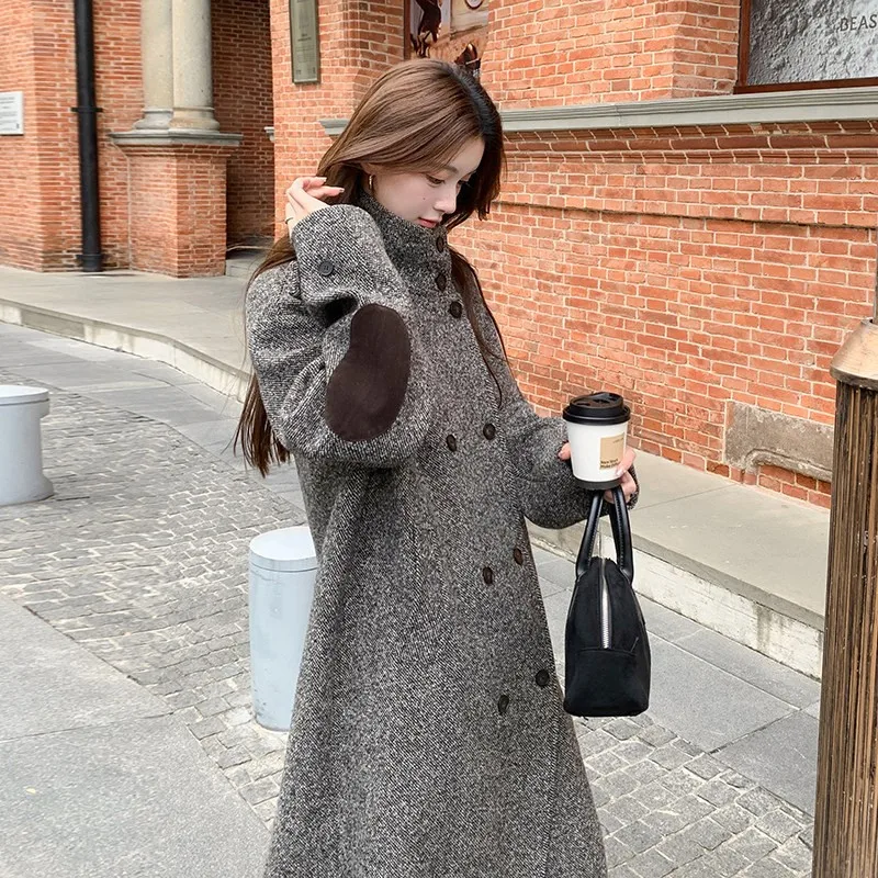 

A new youthful versatile comfortable skin-friendly casual and fashionable long woolen coat