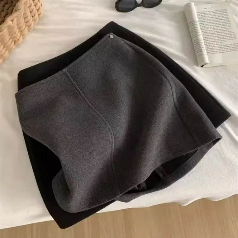 

Autumn and Winter Korean Style Thickened Woolen 2025 Skirt Gray High-waist New Style Temperament A-line Skirt
