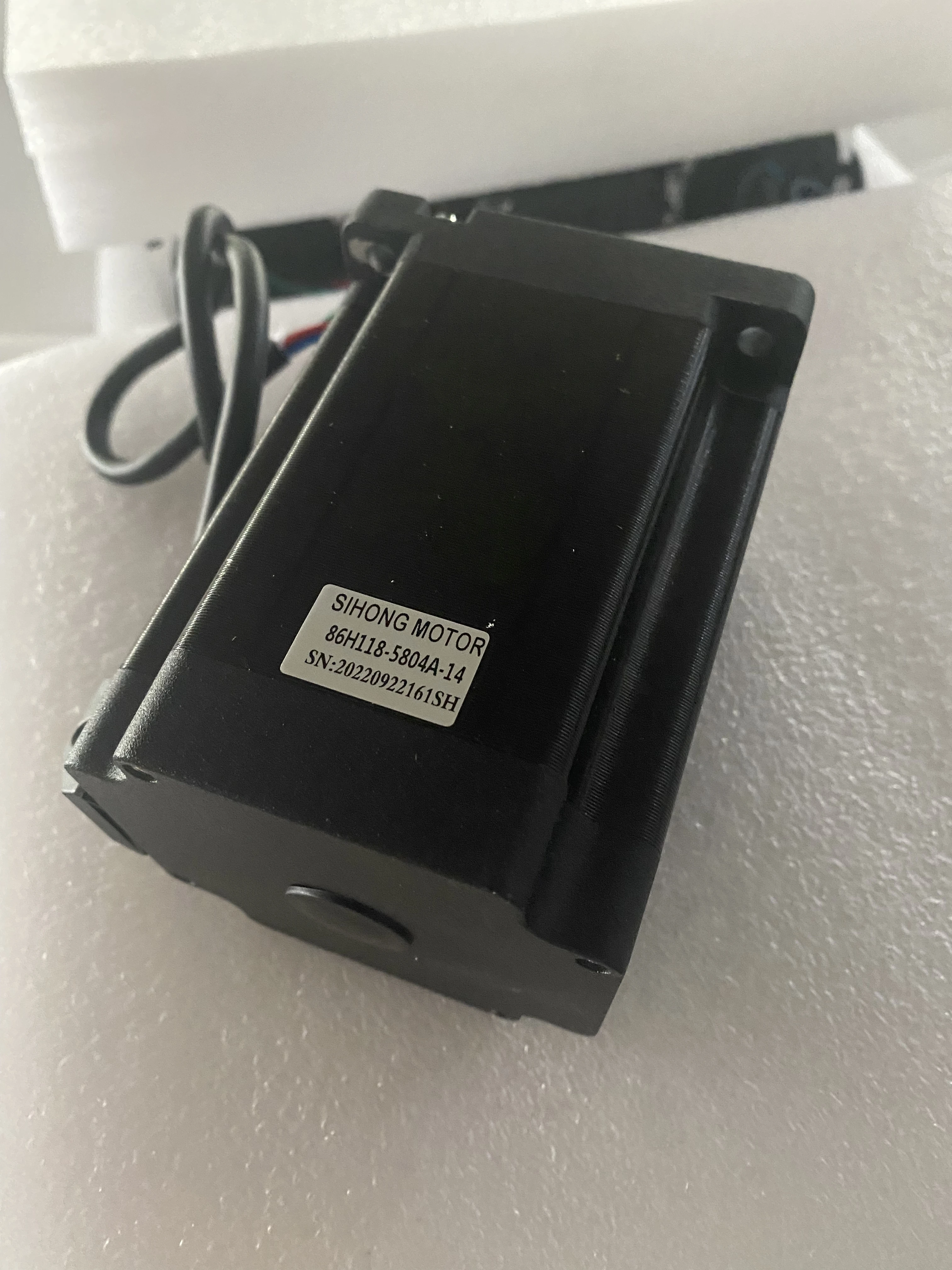 2023 Promotional Price Sihong Motor Factory's CE Certified Hybrid 2-Phase Nema34 86mm 8.2nm 60V Stepper Motor for CNC Machines