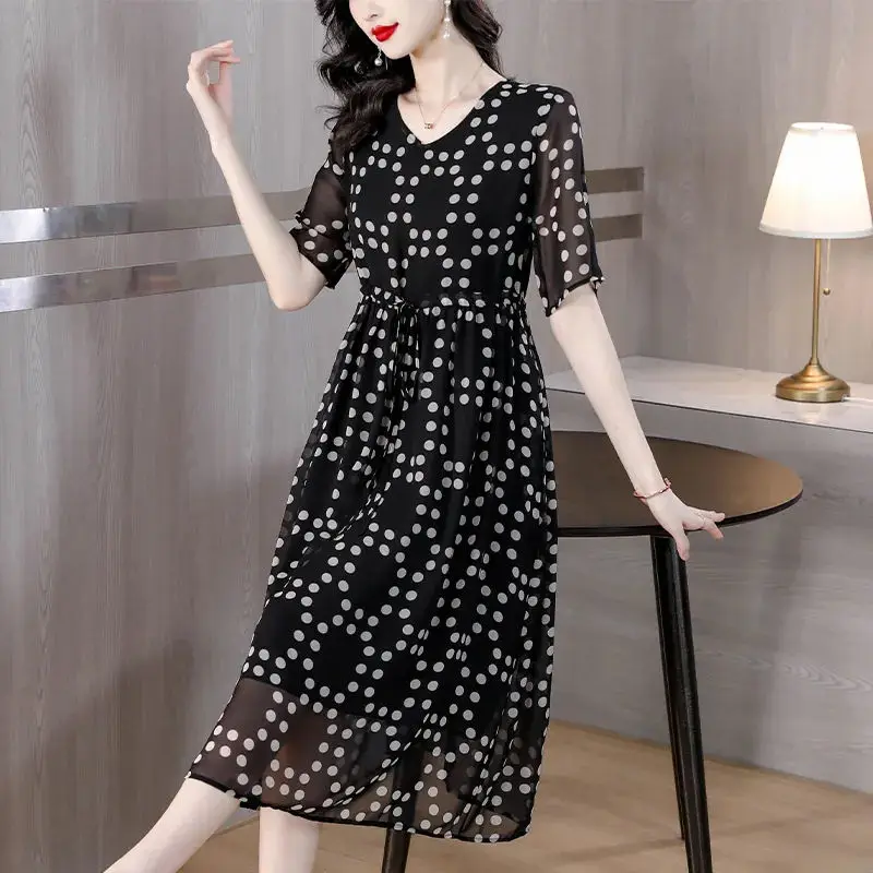 

Elegant V-Neck Shirring Bandage Polka Dot Short Sleeve Dress Women Clothing 2024 Summer New Loose Office Lady Chiffon Party Dres