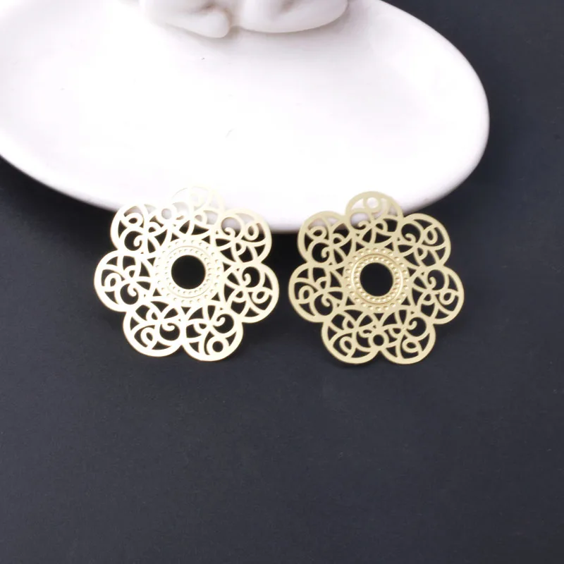 20 Stück AB3896 Messing-Filigran-Schmuckanhänger, gold-schwarze Anhänger-Verbinder, DIY-Zubehör für Damenohrringe und Halsketten – Detail 5
