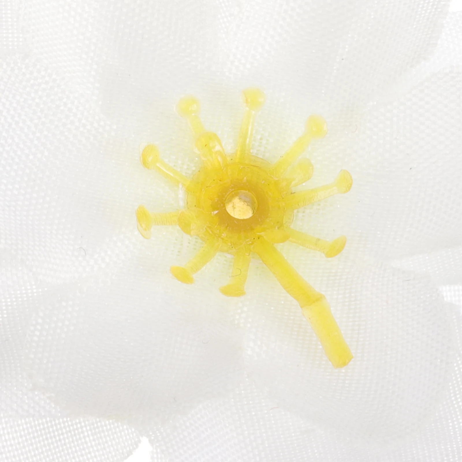 

100Pcs Mini Fake Flower Heads Silk Fabric Simulation Flower Heads for DIY Craft Wedding Party Decoration Photo Prop Accessories