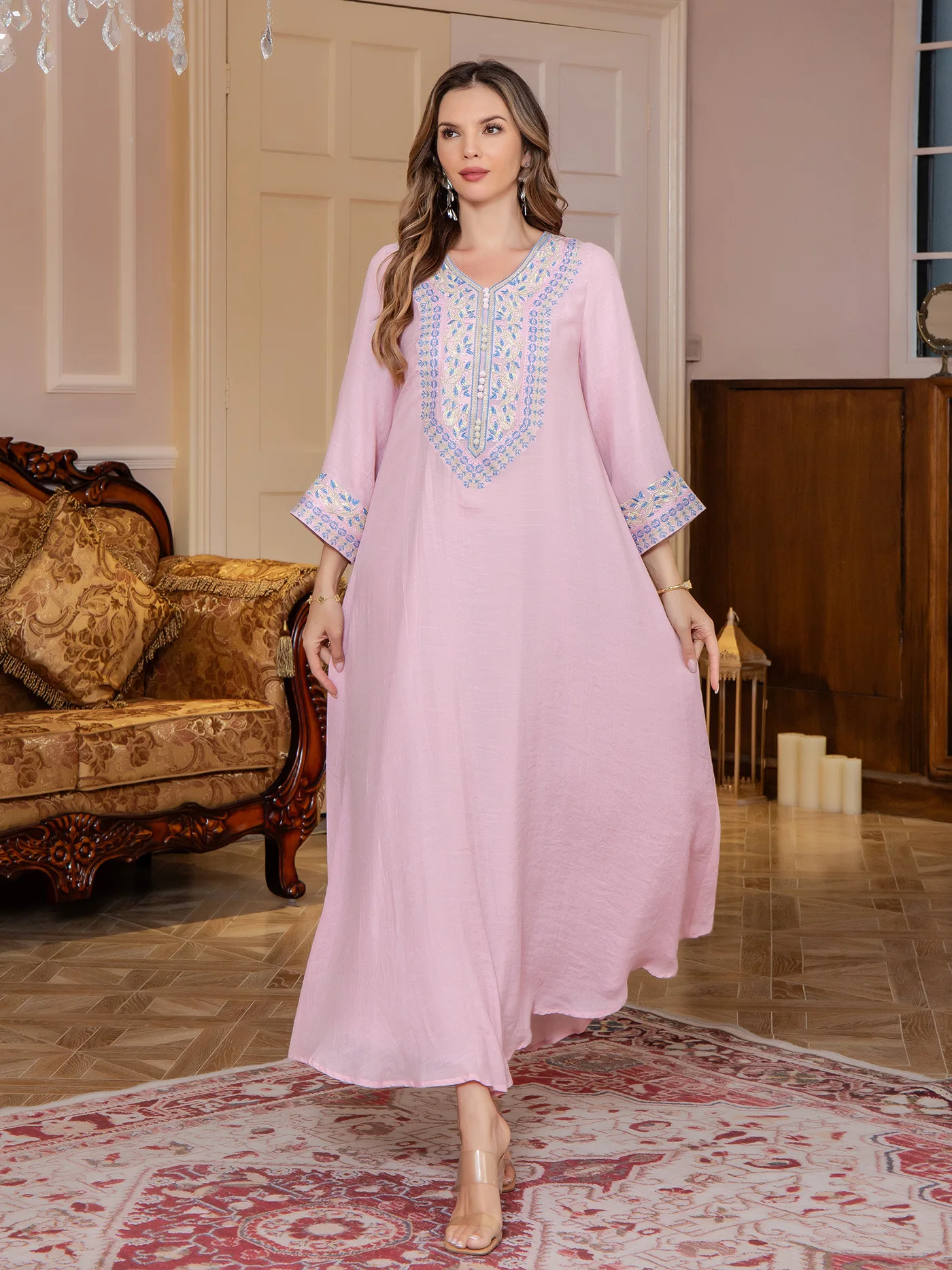 

Muslim Elegant dress Middle Eastern Clothing Fashion Comfortable Design Dubai Women Loose Abaya Embroidered Diamond Tapered Robe