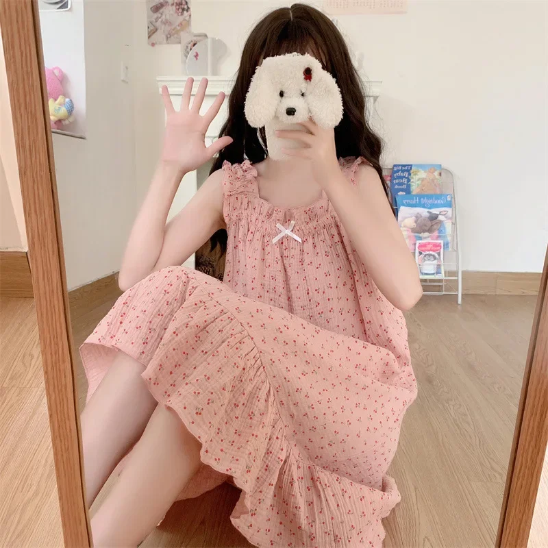 Women Ins-style Small Floral New Spaghetti Strap Pajamas Loose Woman Nightdress Homewear Girls Students Casual Loungewear Lady